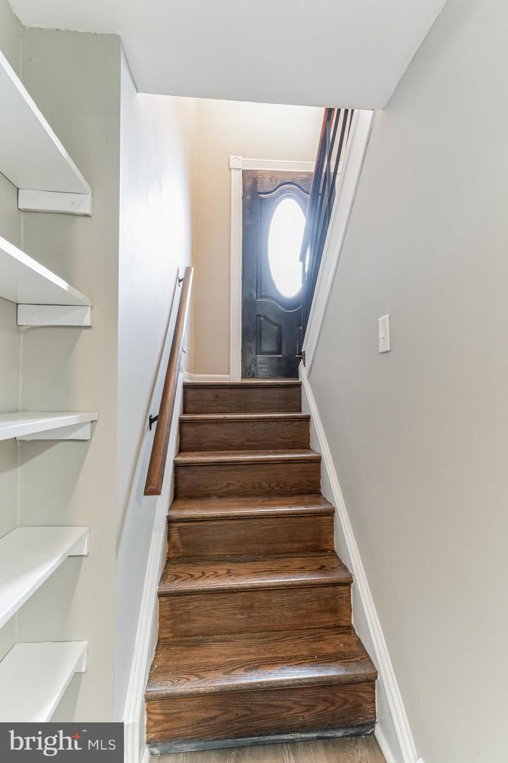2816 Woodbridge Rd