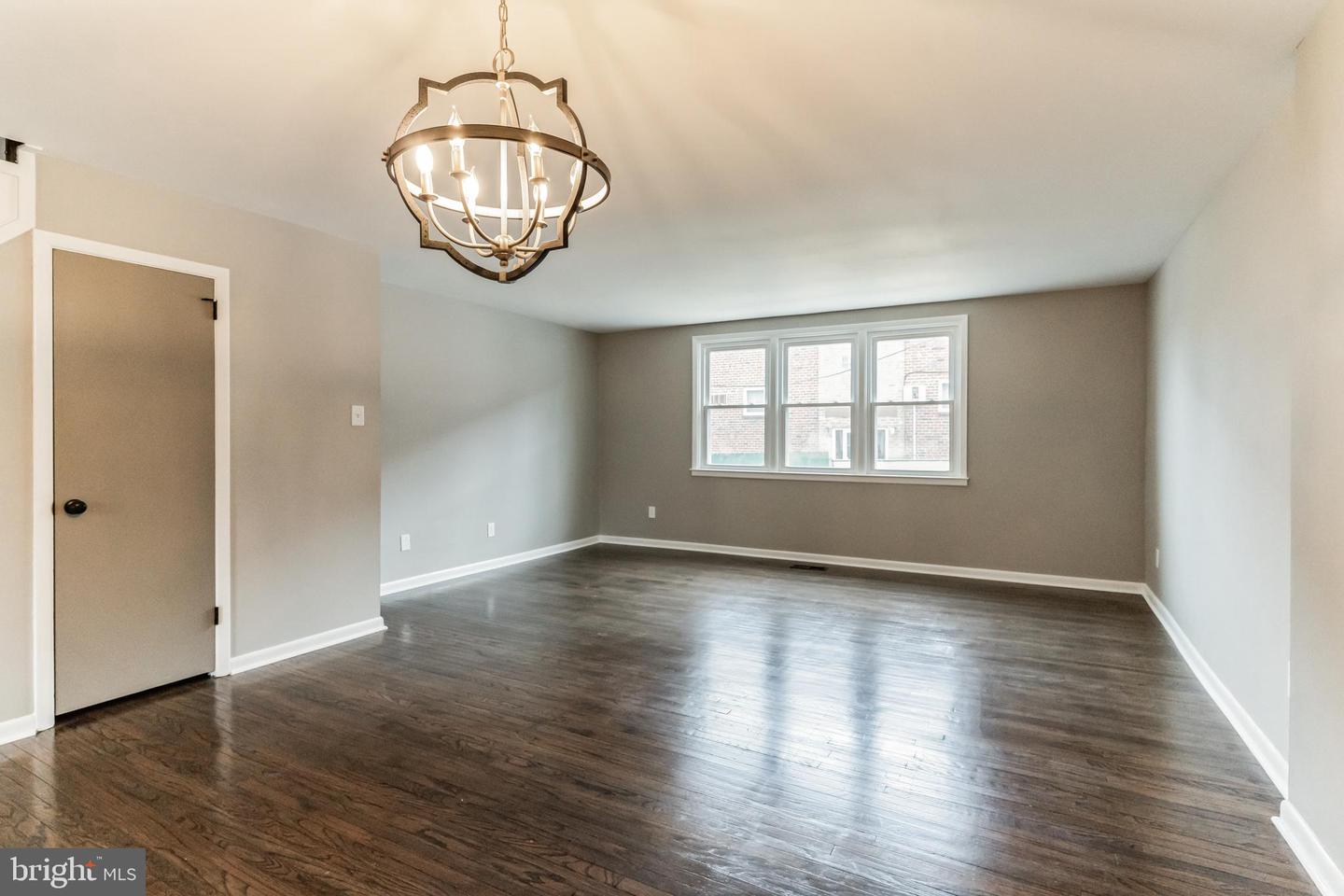 2816 Woodbridge Rd