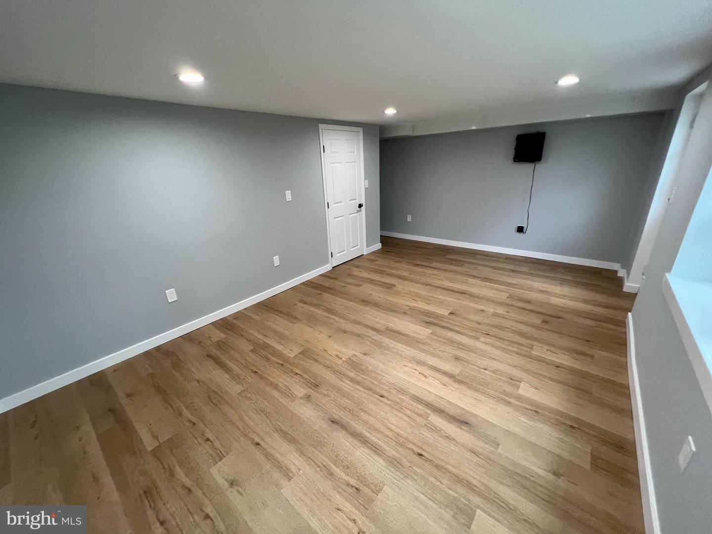12718 Hollins Rd