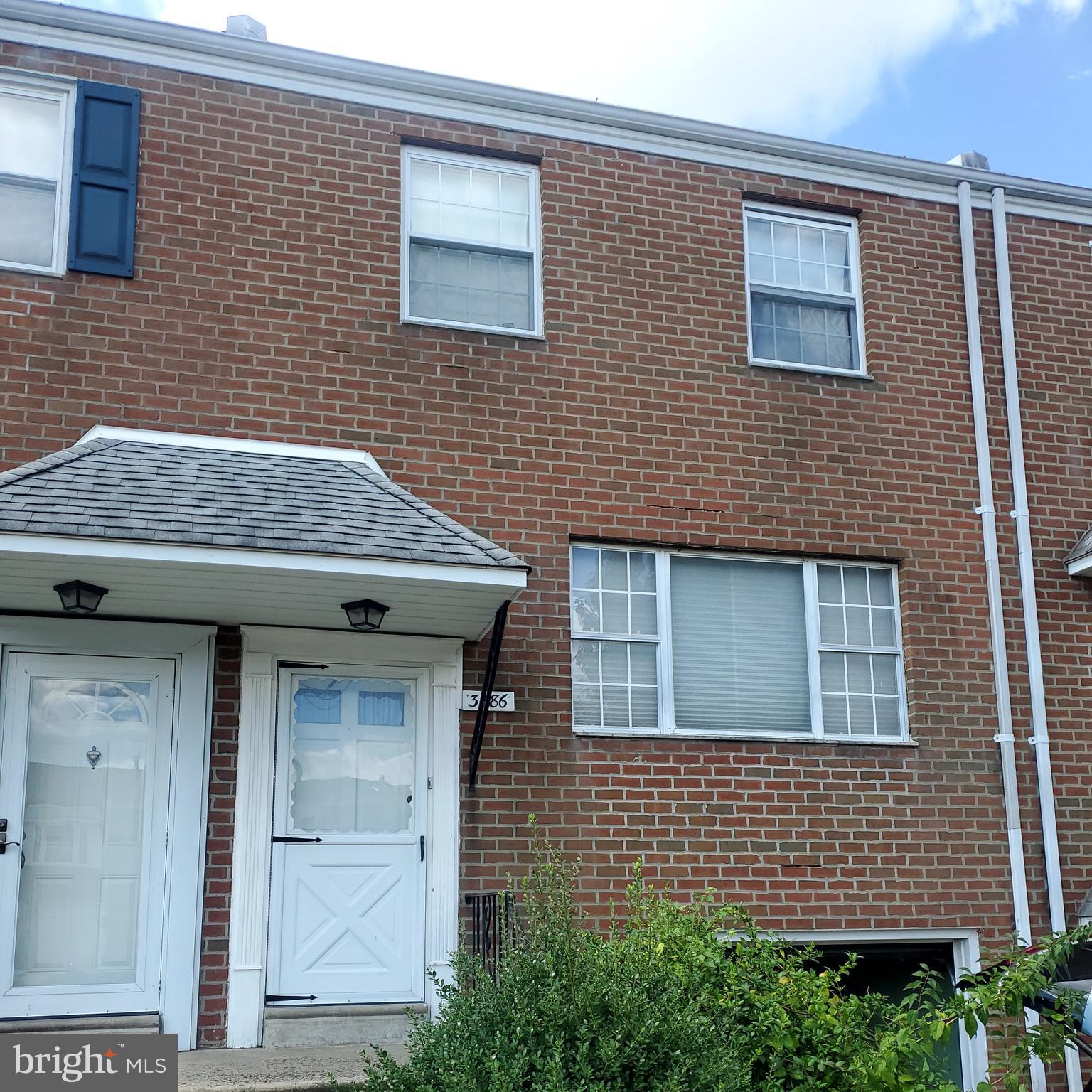 3586 Dows Rd