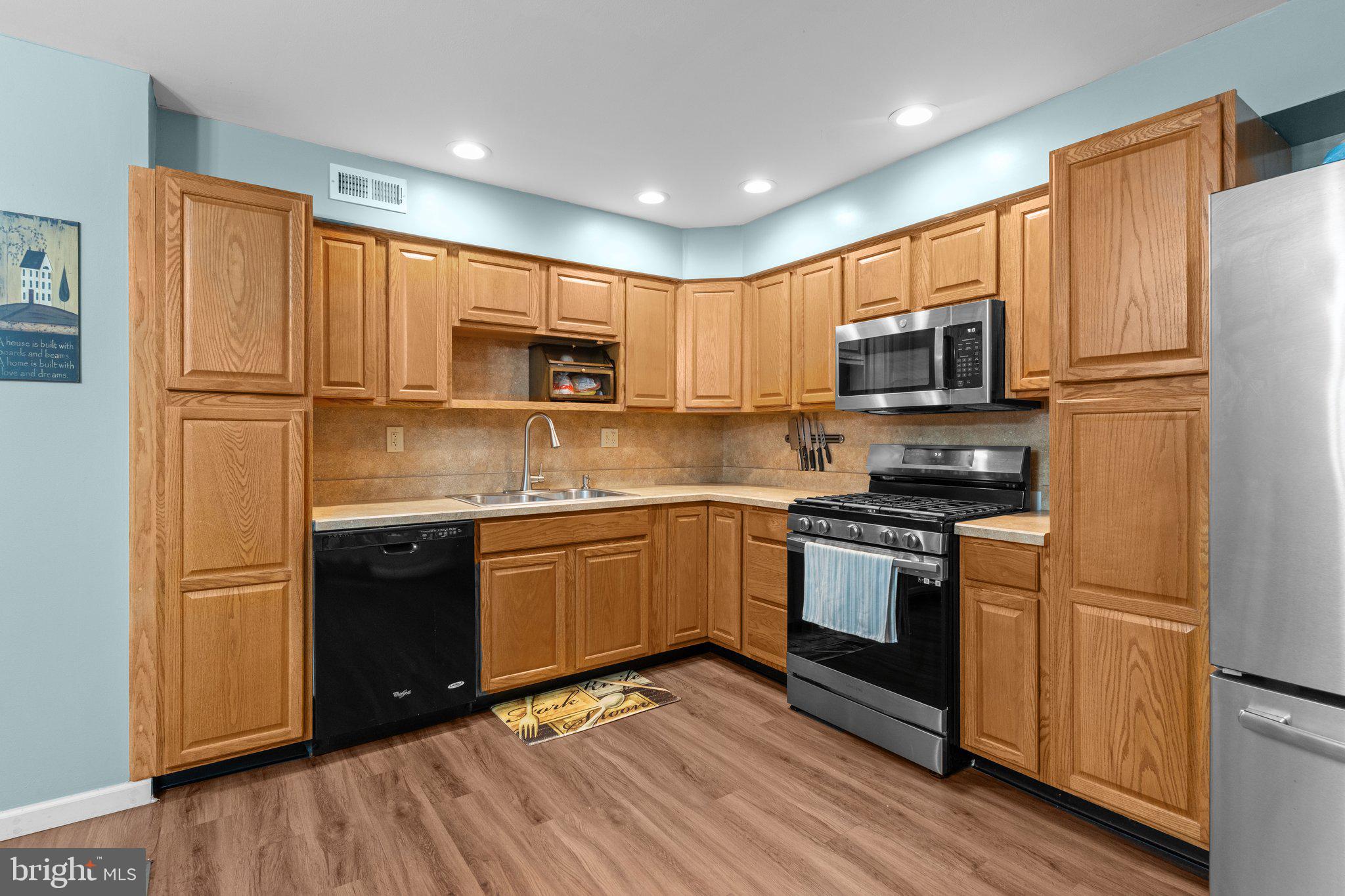 3509 Chalfont Dr