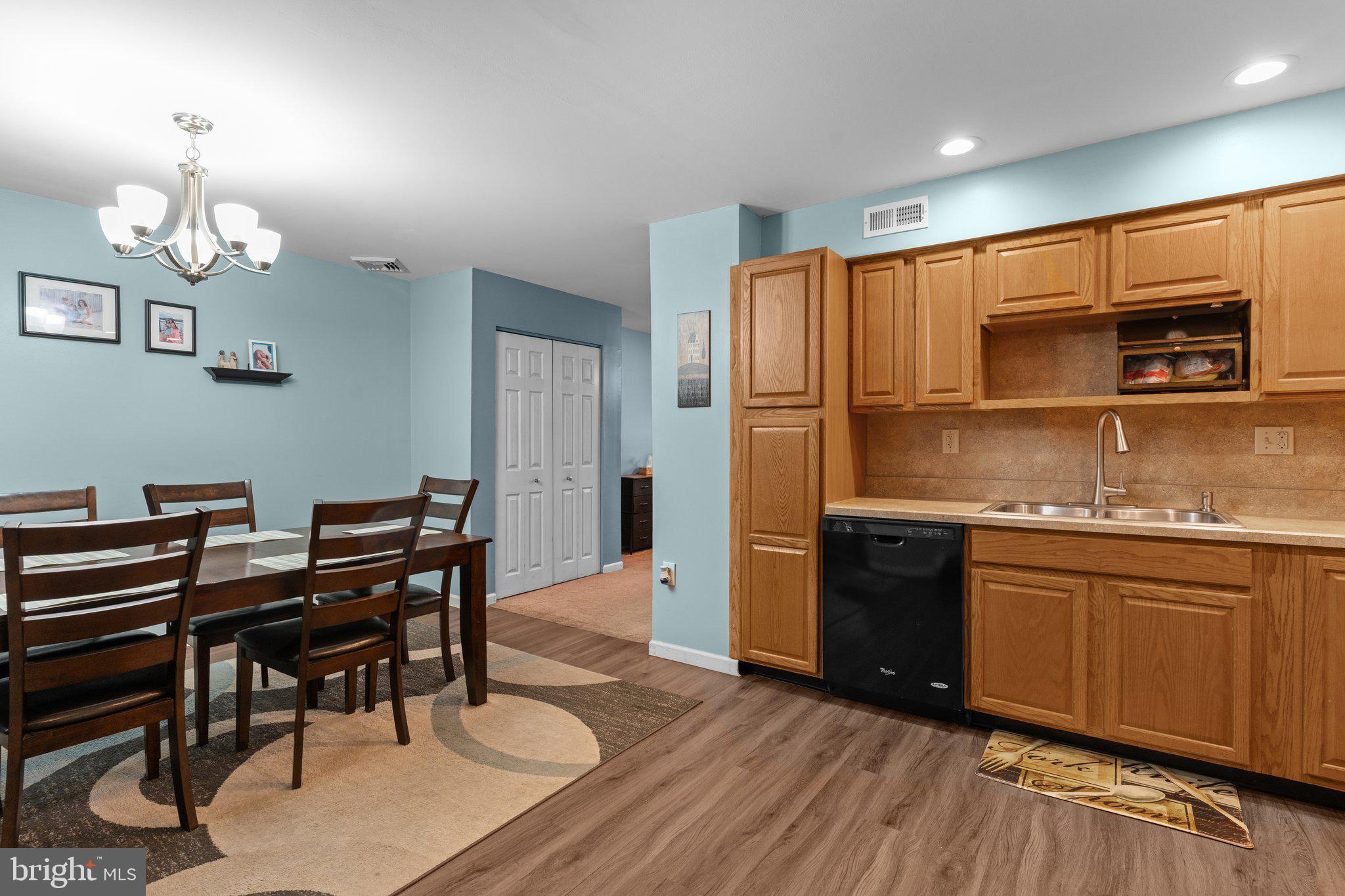 3509 Chalfont Dr