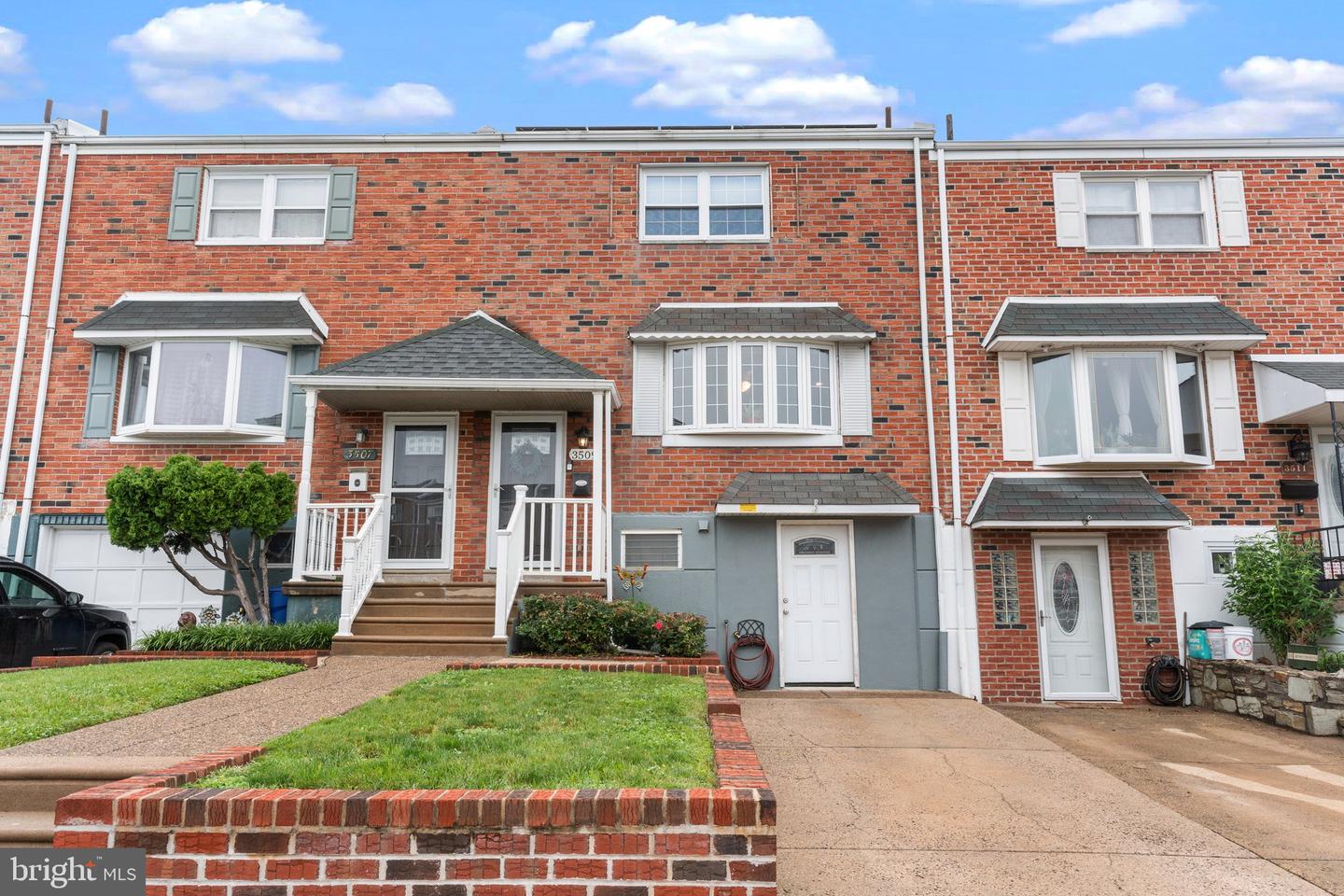 3509 Chalfont Dr