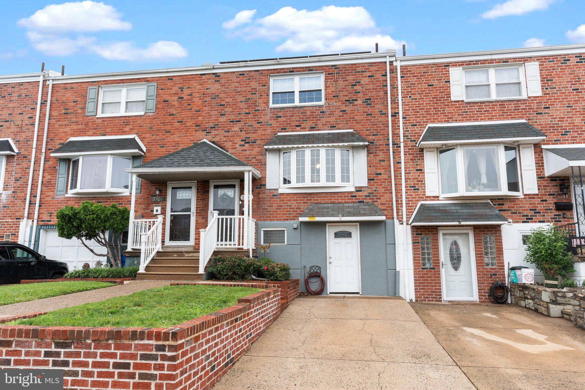 3509 Chalfont Dr