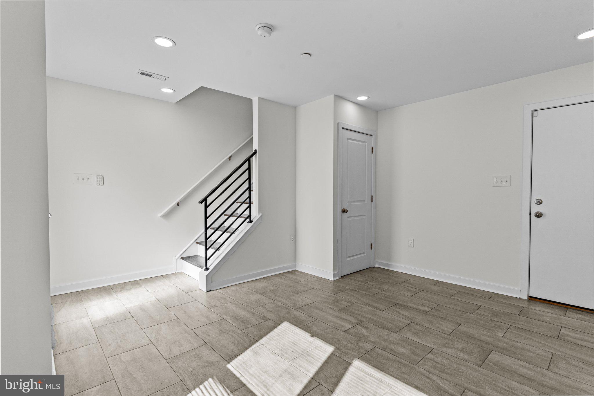 134 BURNSIDE ST