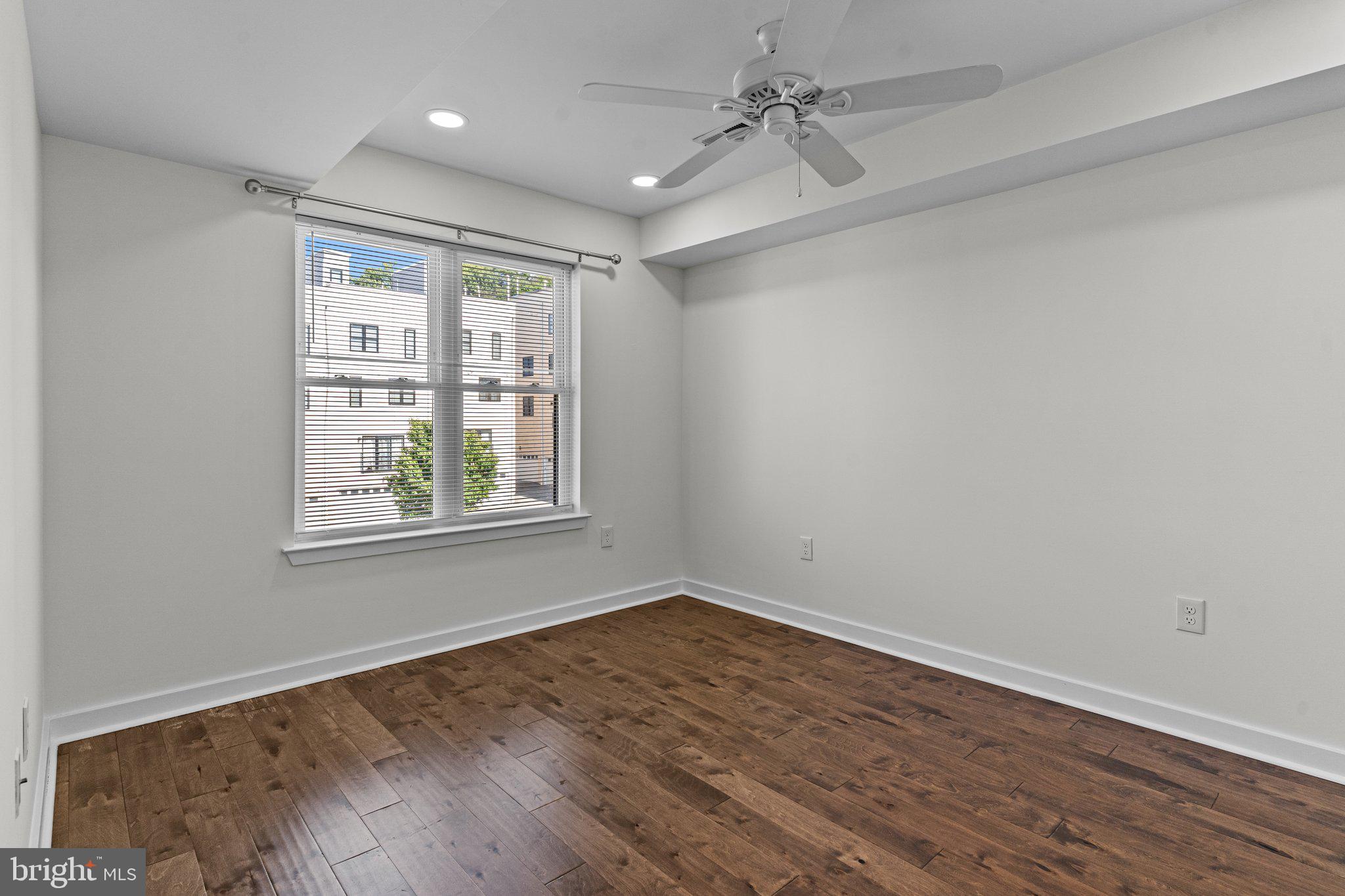 134 BURNSIDE ST