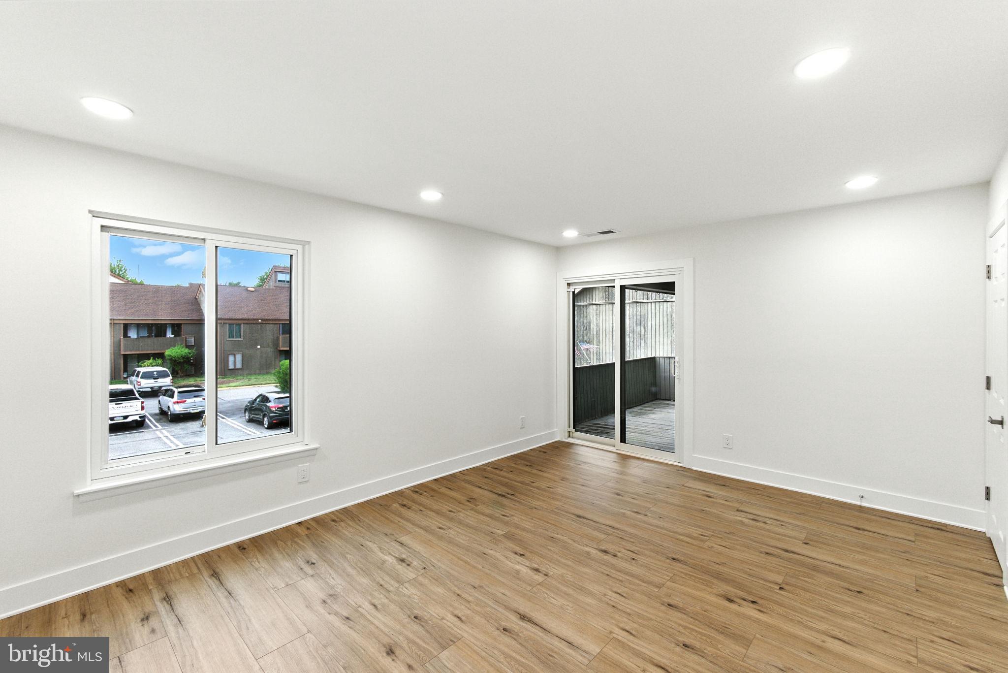 5008 N CONVENT LANE 276