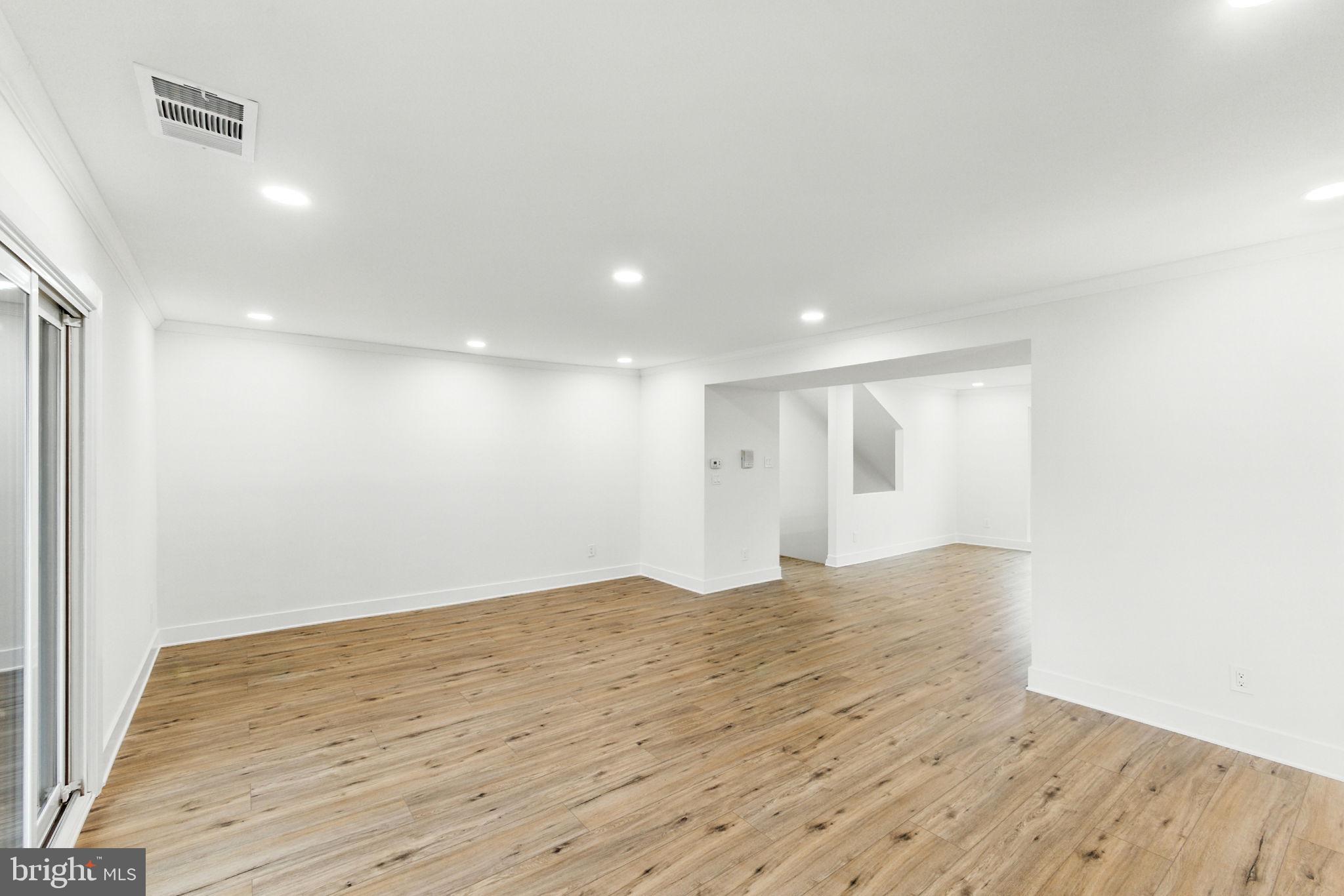 5008 N CONVENT LANE 276