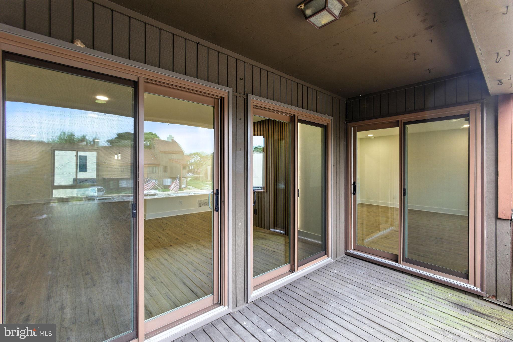 5008 N CONVENT LANE 276