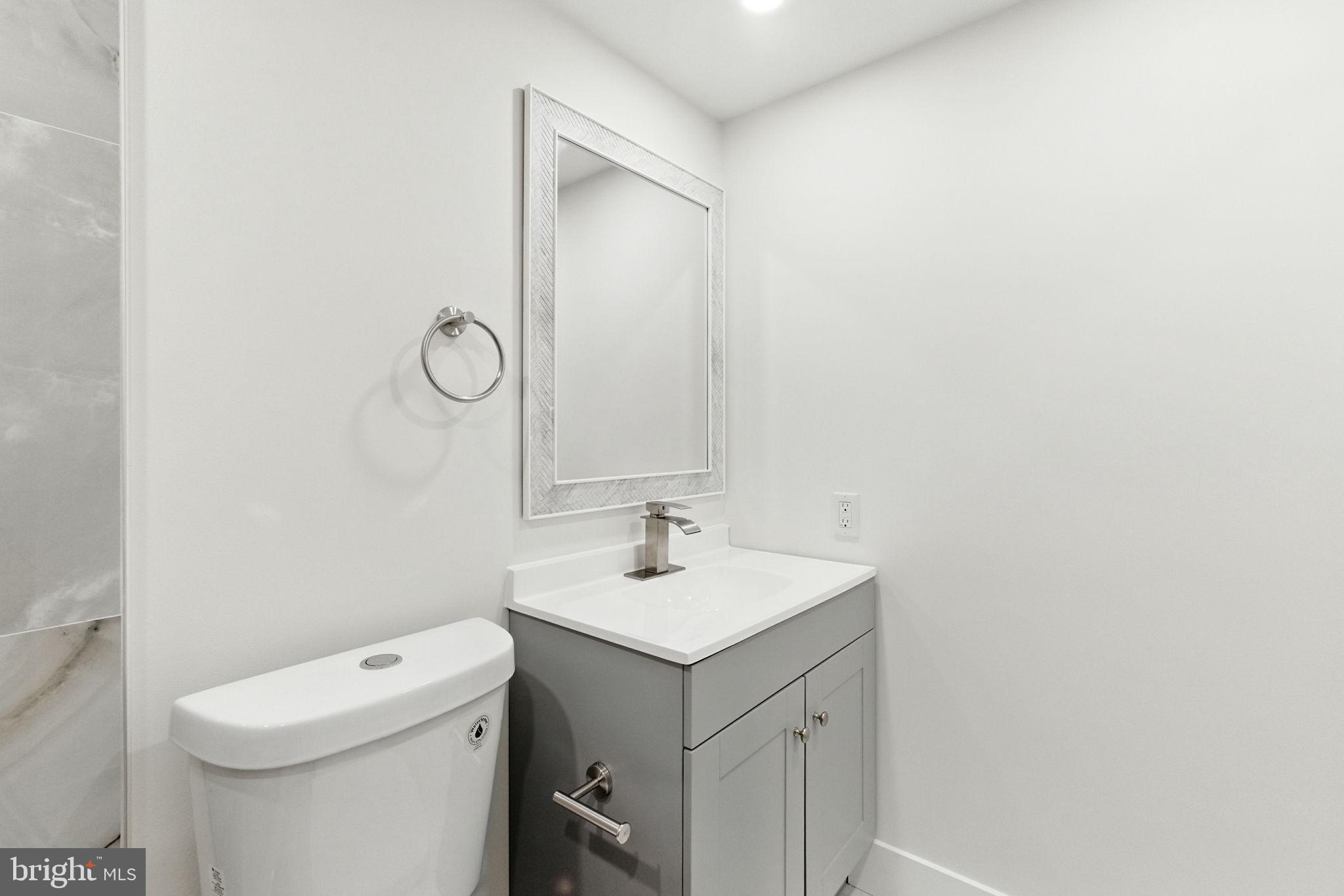 5008 N CONVENT LANE 276