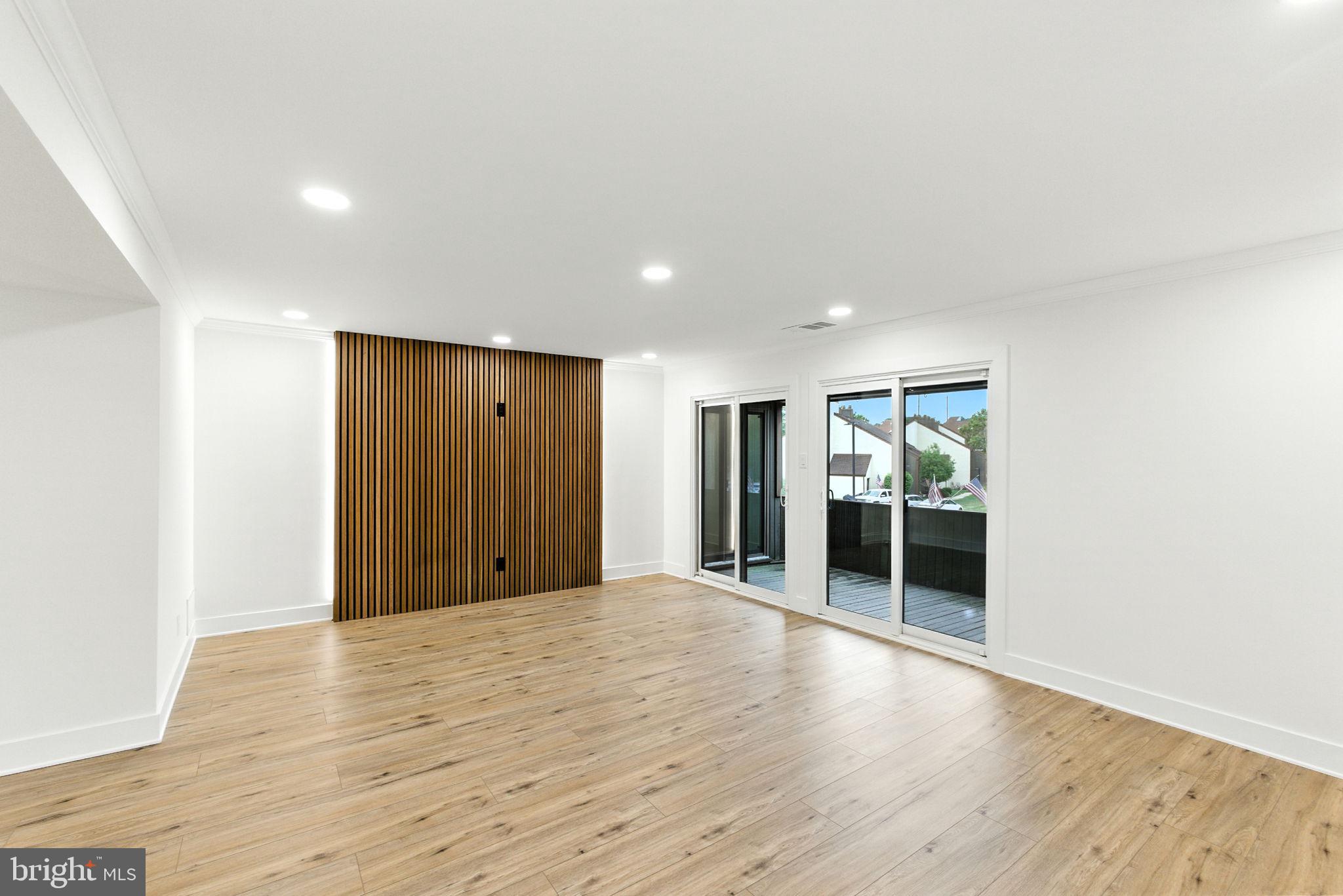 5008 N CONVENT LANE 276