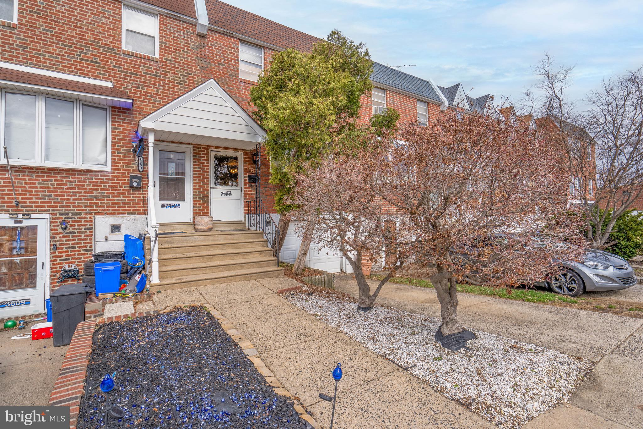 3611 NANTON PLACE