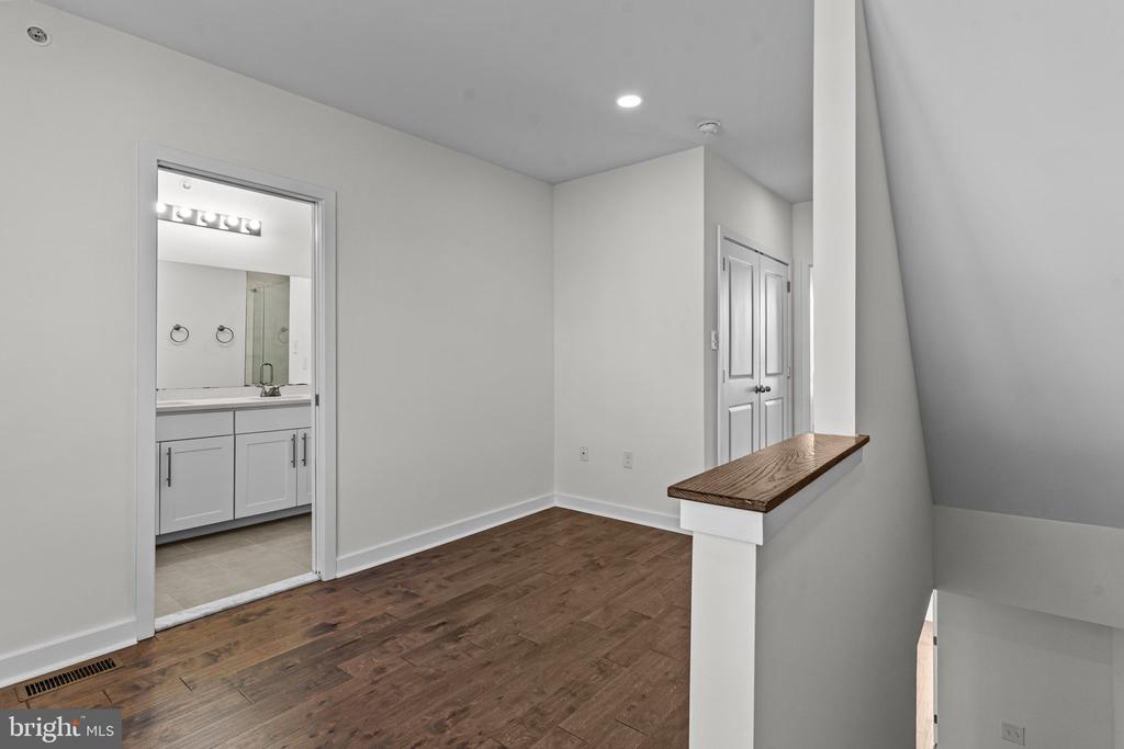 134 BURNSIDE STREET