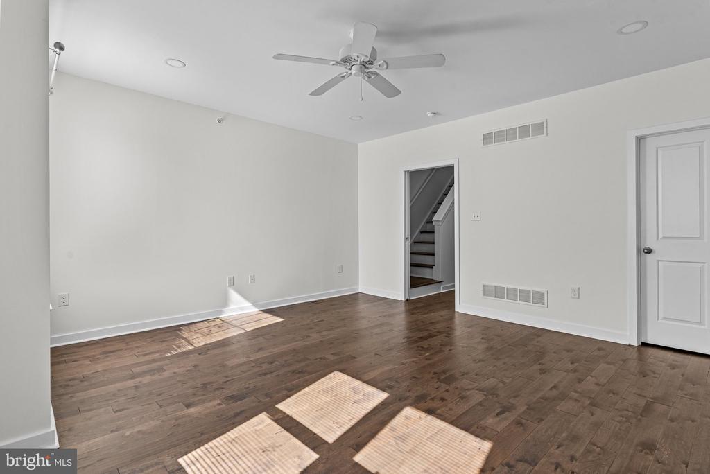 134 BURNSIDE STREET