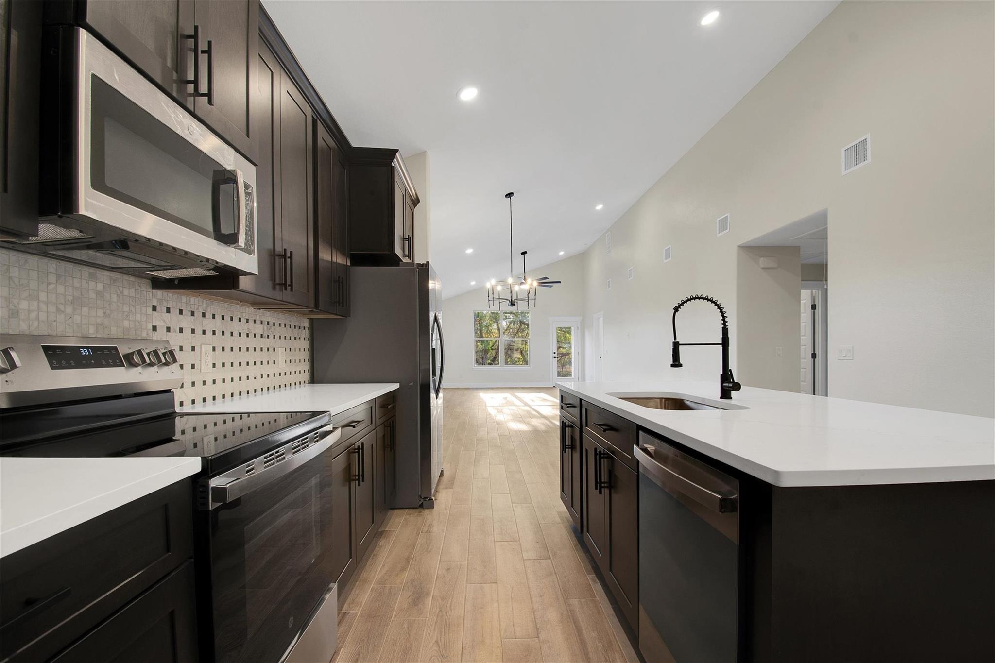 151 Kawainui LN