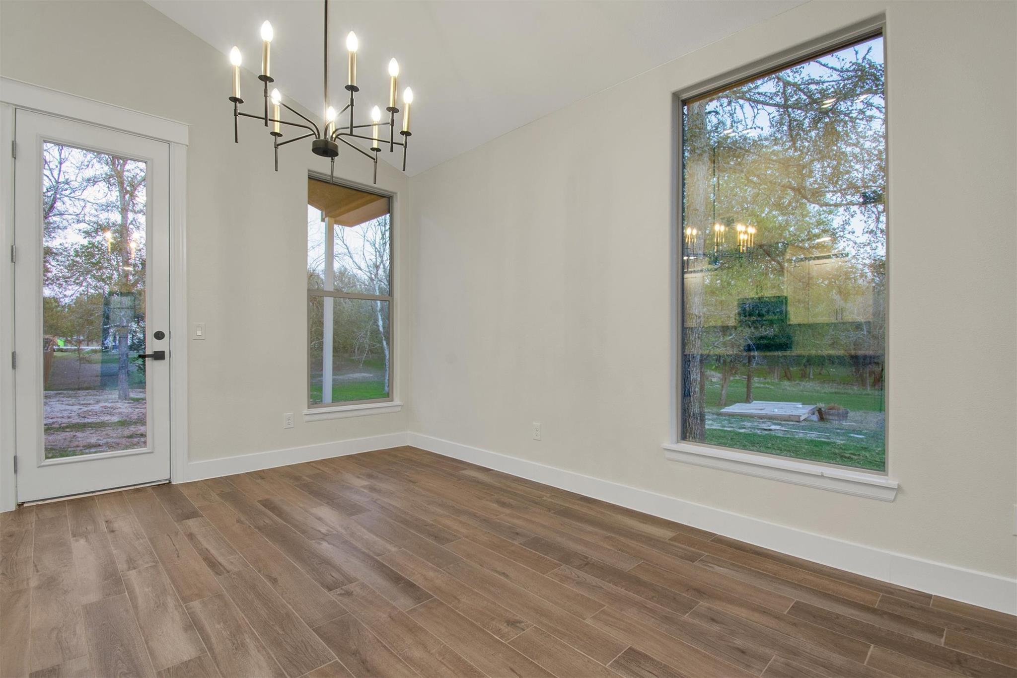 346 Nene LN
