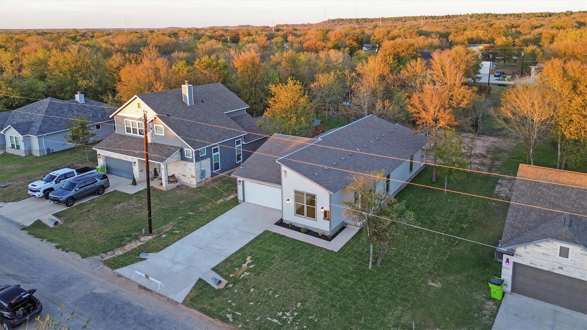346 Nene LN