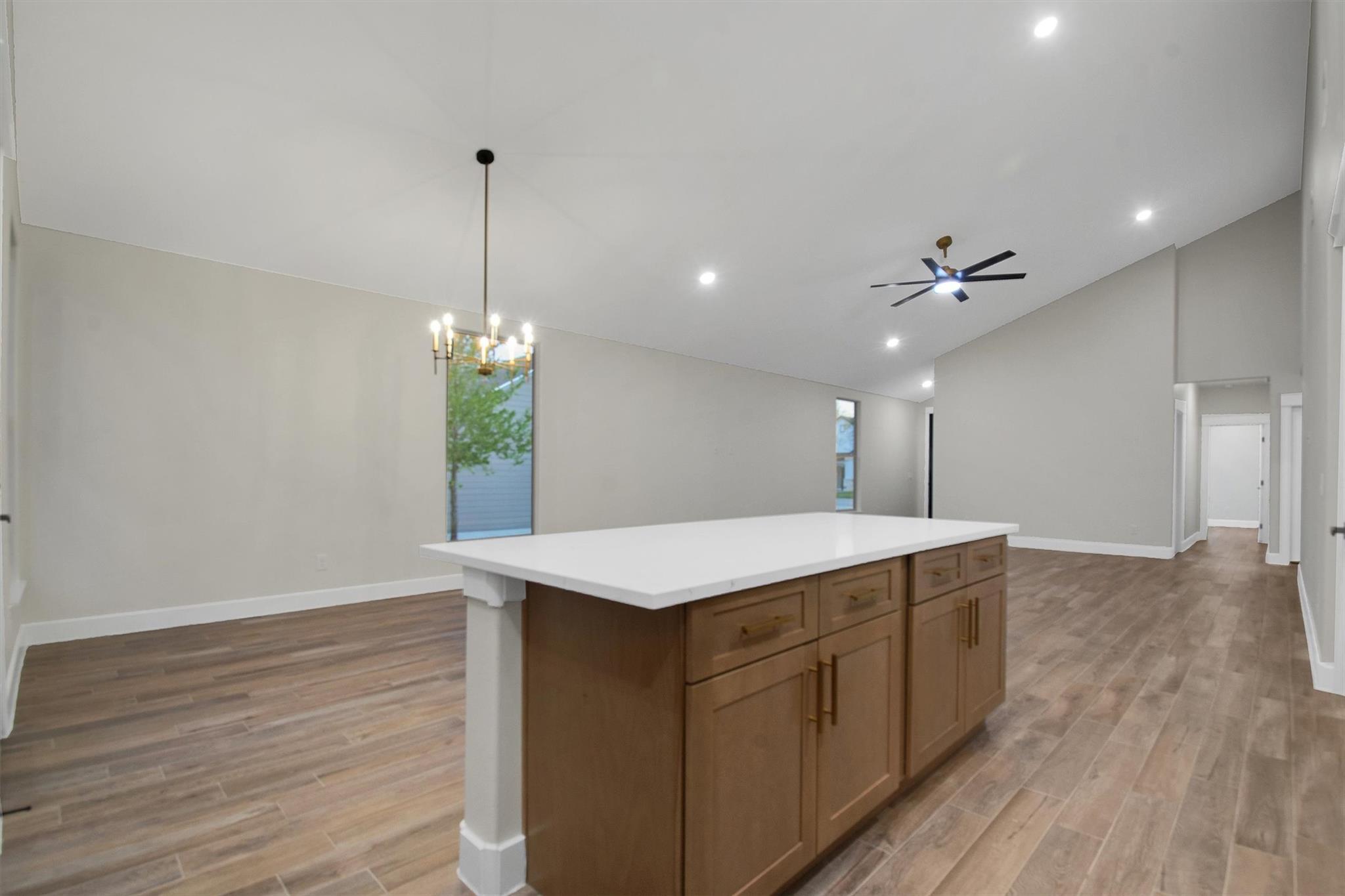 346 Nene LN