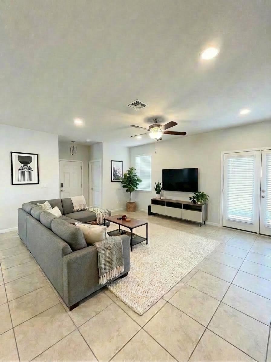 363 Eagle Brook LN
