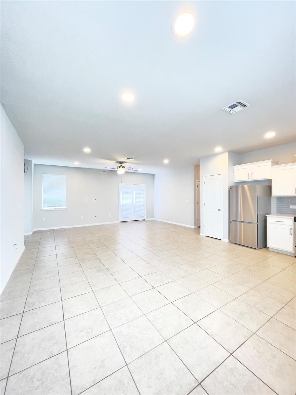 363 Eagle Brook LN