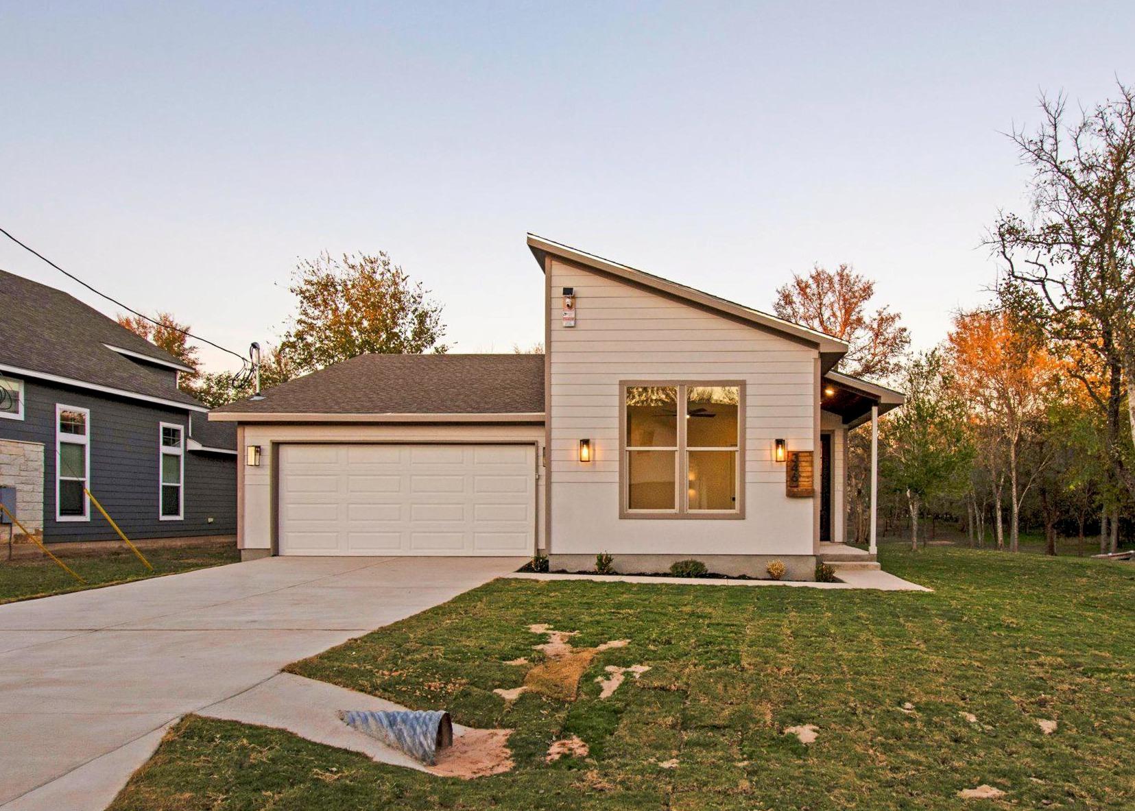 346 Nene LN