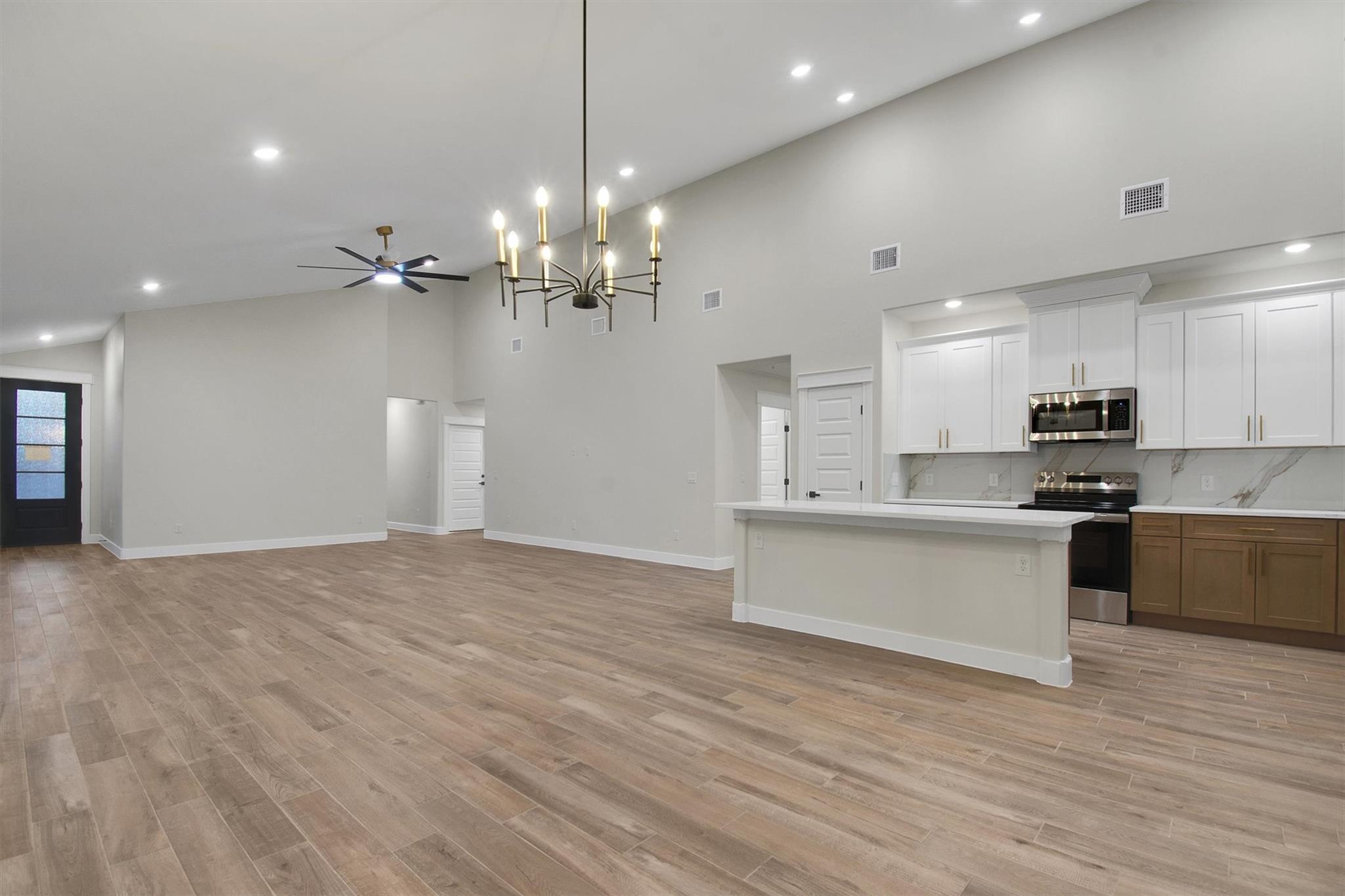 346 Nene LN