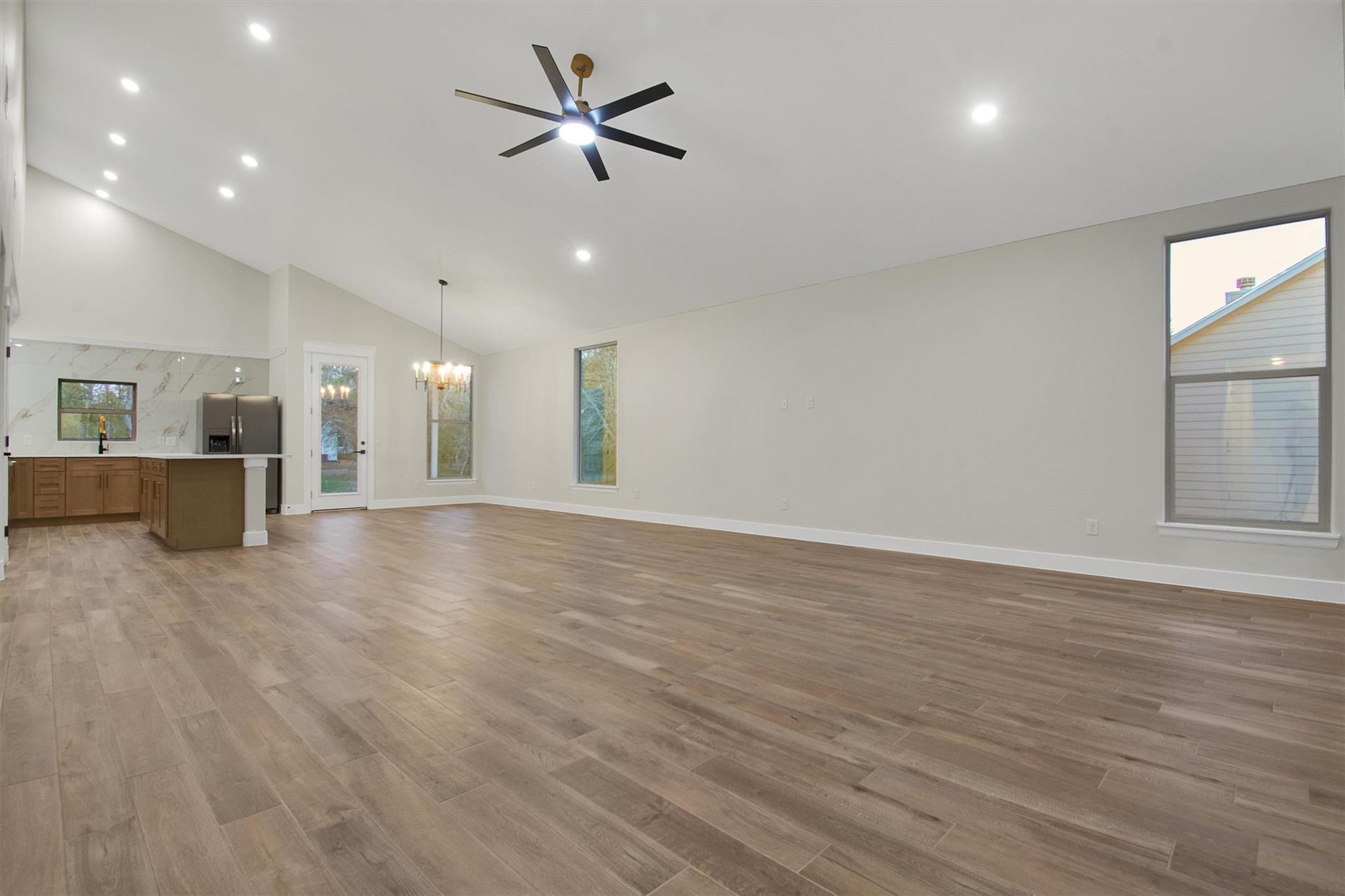 346 Nene LN