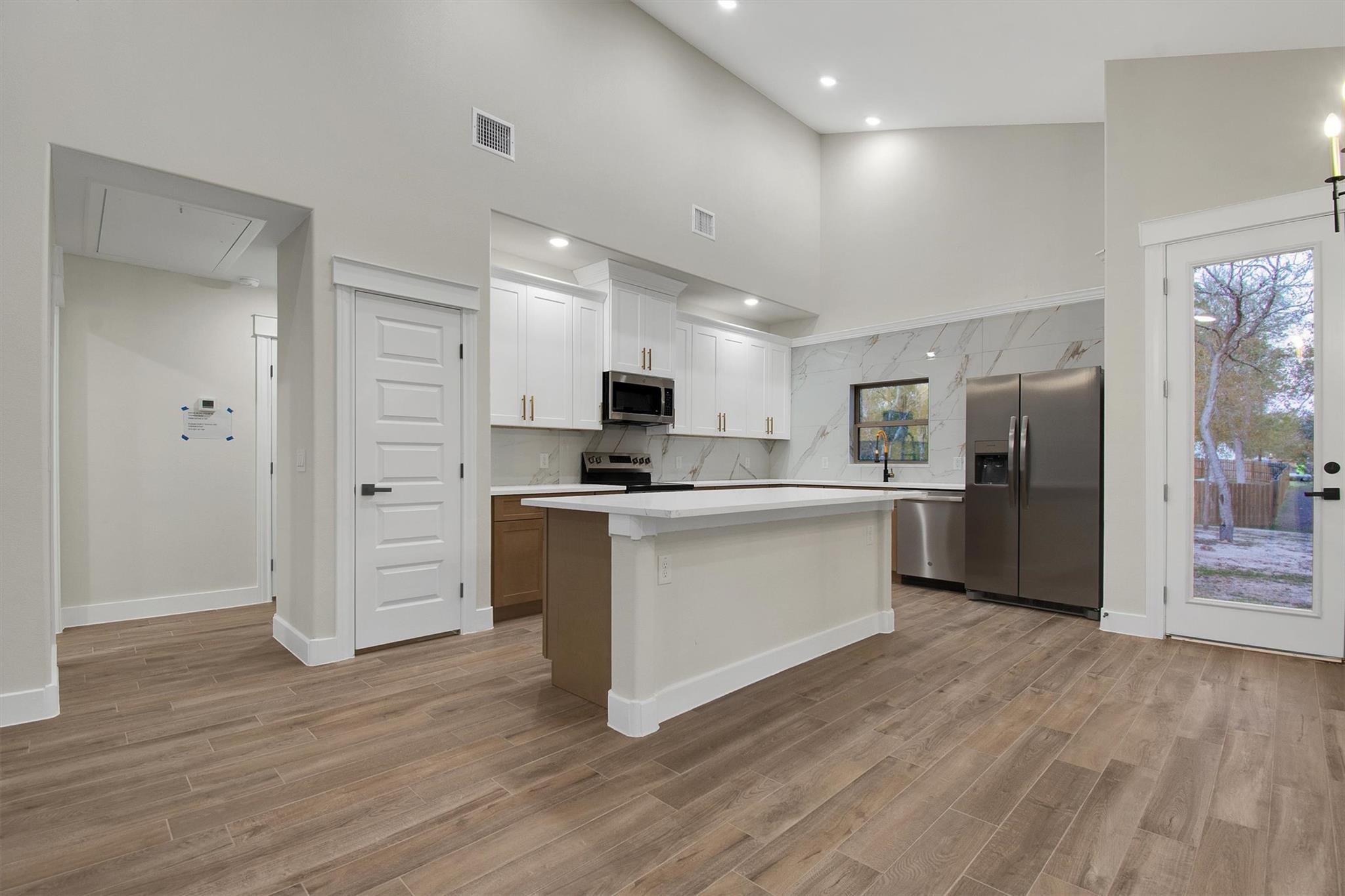 346 Nene LN