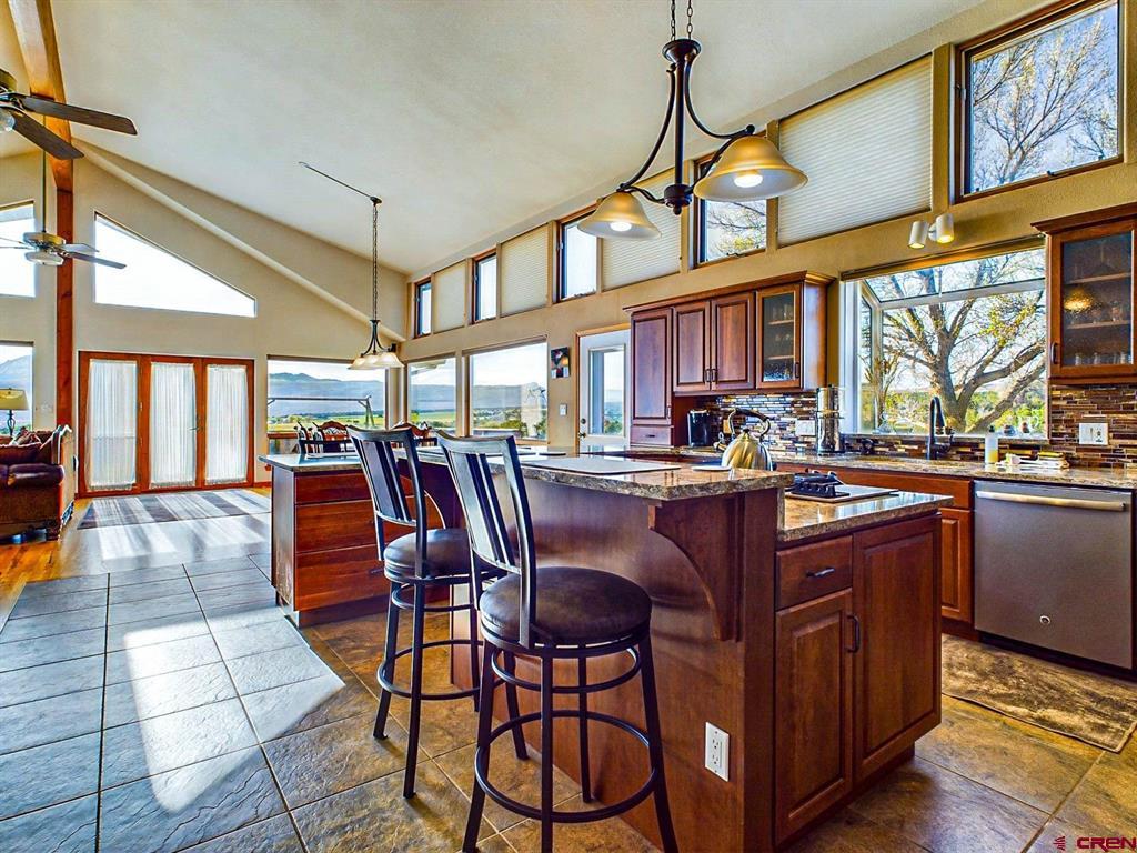 2860 Black Canyon Road