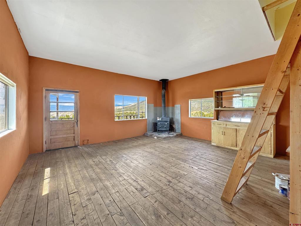 41751 Cottonwood Creek Road