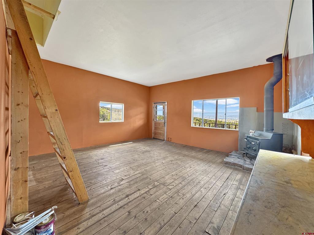 41751 Cottonwood Creek Road