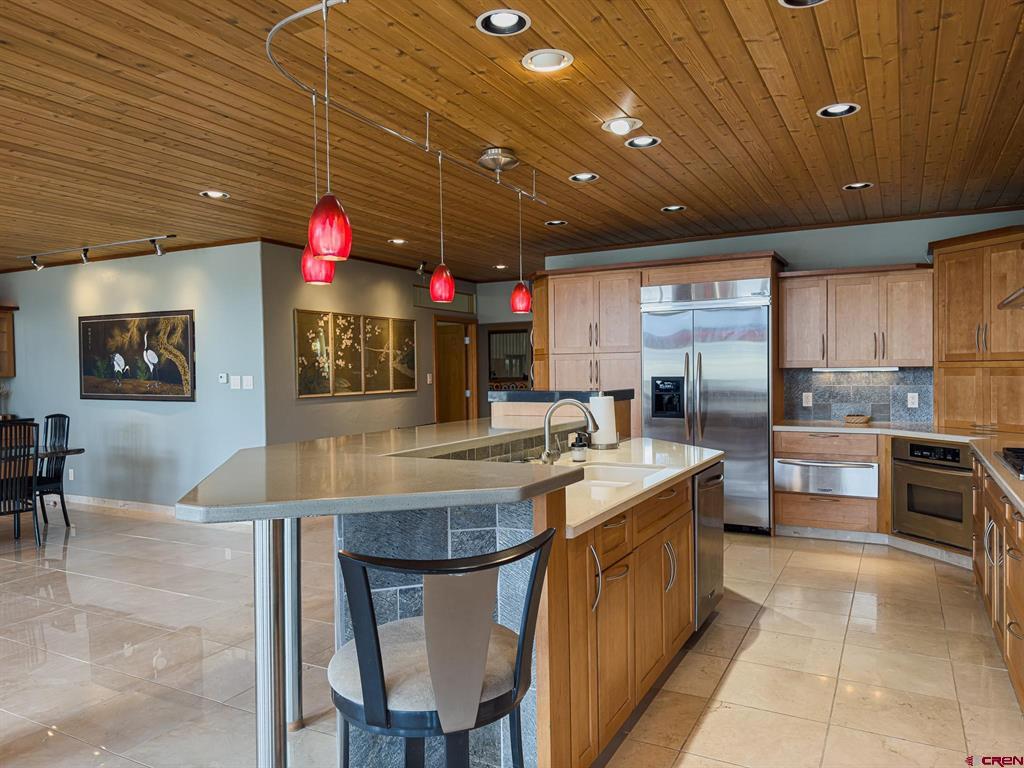 1071 Black Canyon Road