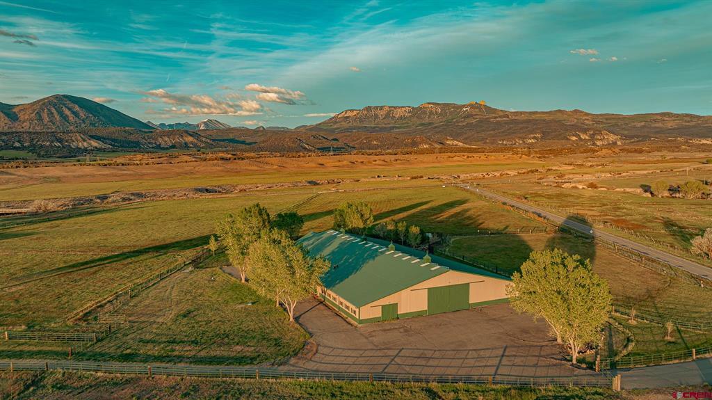 1071 Black Canyon Road