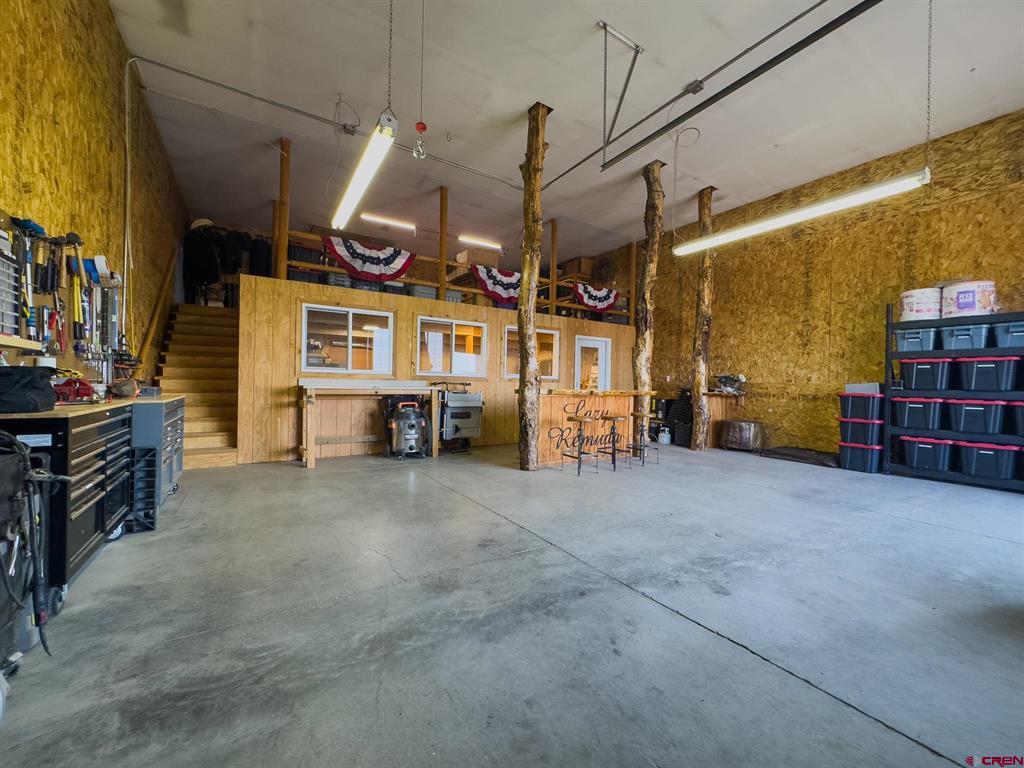 21578 Highway 65