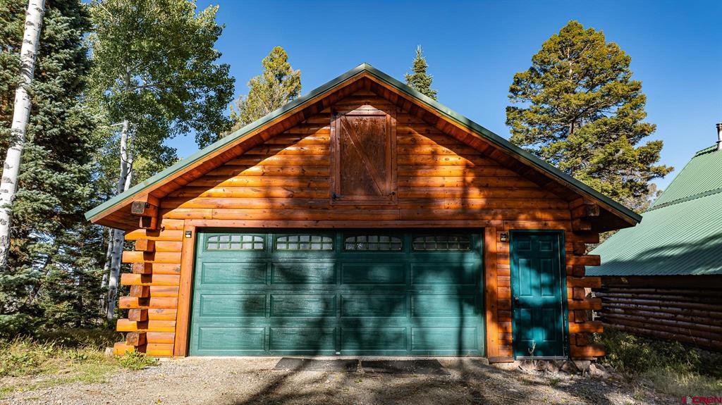 160 Crest Drive