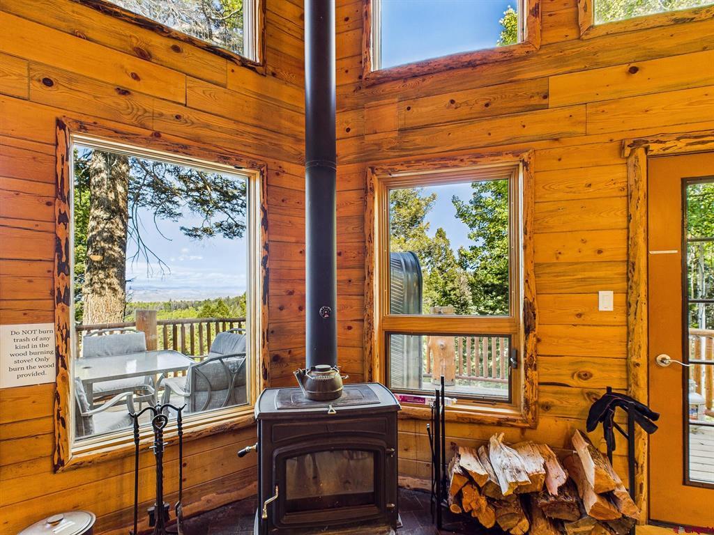 160 Crest Drive