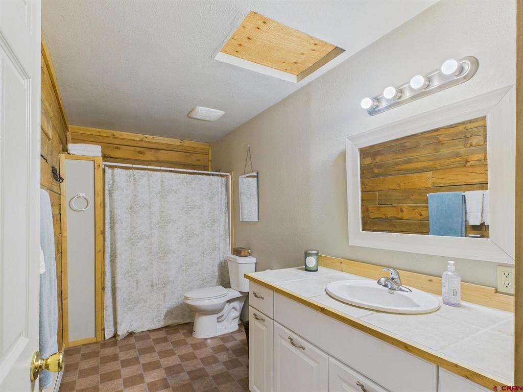 37569 Fruitland Mesa Road