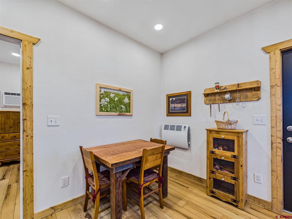 75707 B76 Road
