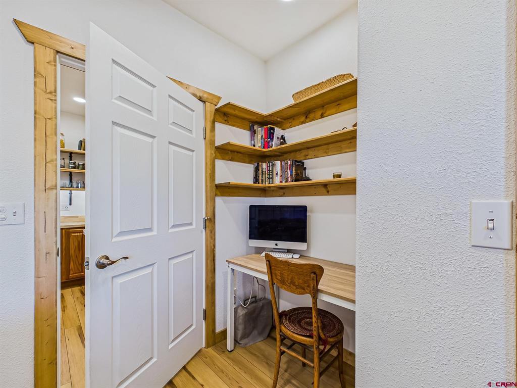 75707 B76 Road