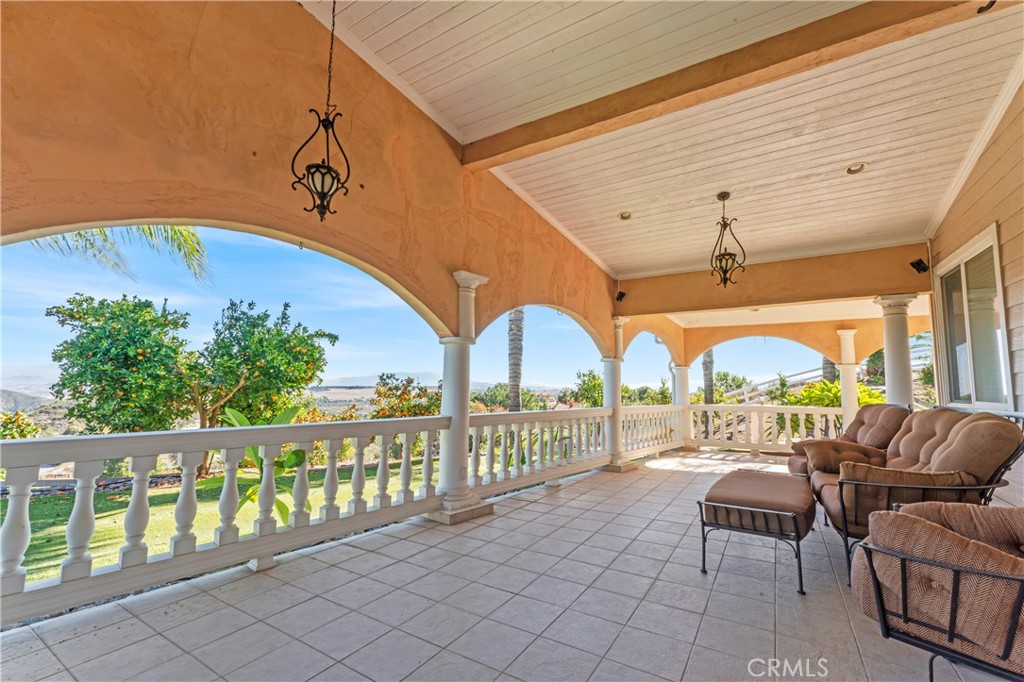 35751 Avenida La Cresta