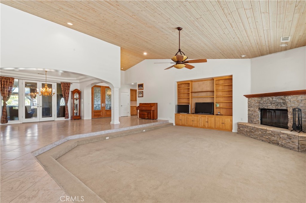 35751 Avenida La Cresta