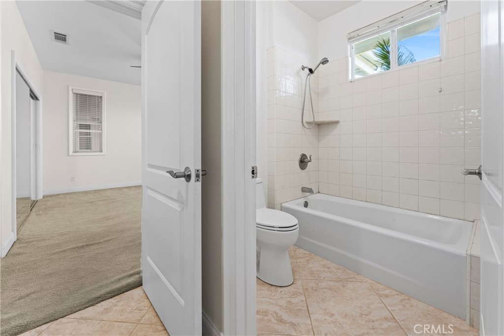 35751 Avenida La Cresta