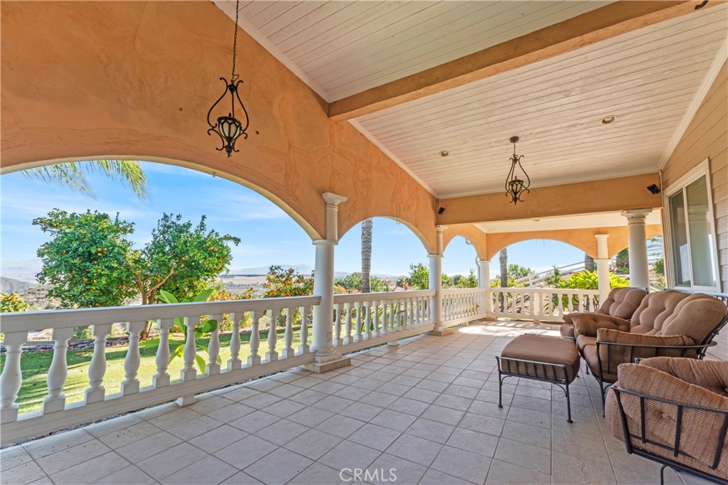 35751 Avenida La Cresta