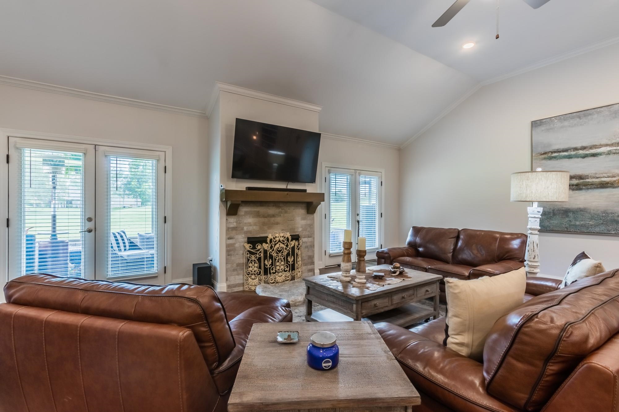 330 ST ANDREWS DR