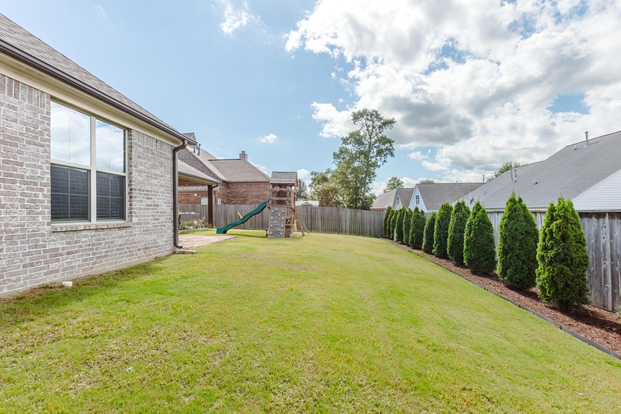 12176 BROOKS RIVER DR