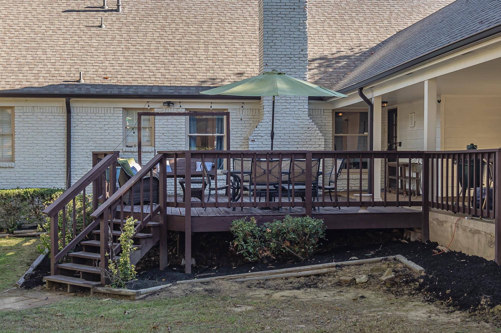 1907 ELMHURST DR
