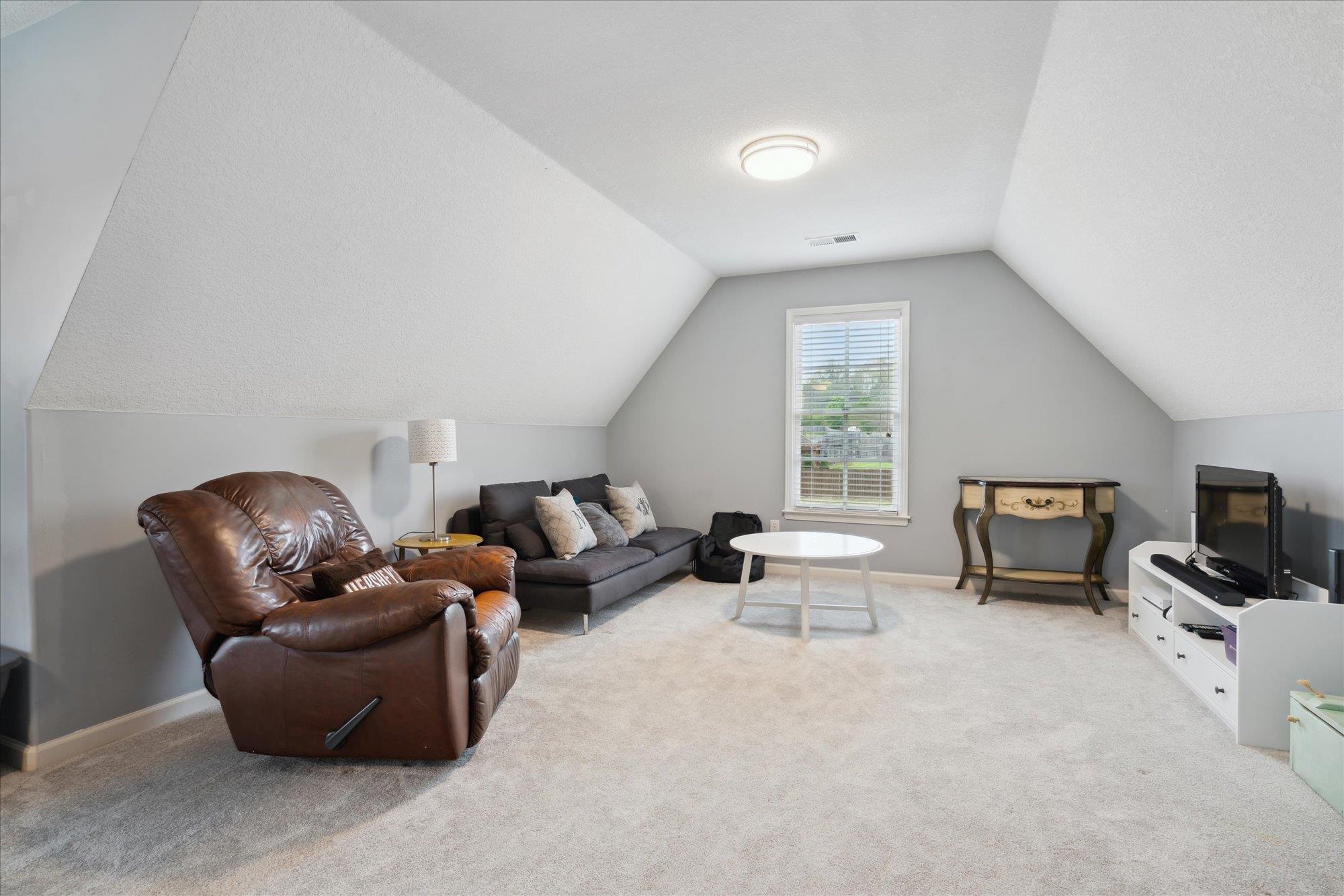 12151 CHAPEL MEADOW LN