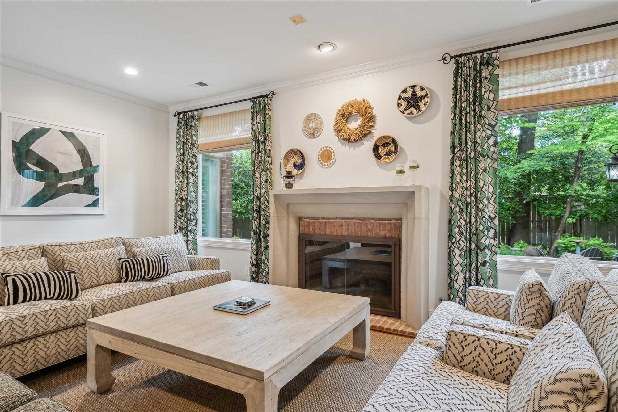 514 LINDSEYWOOD CV