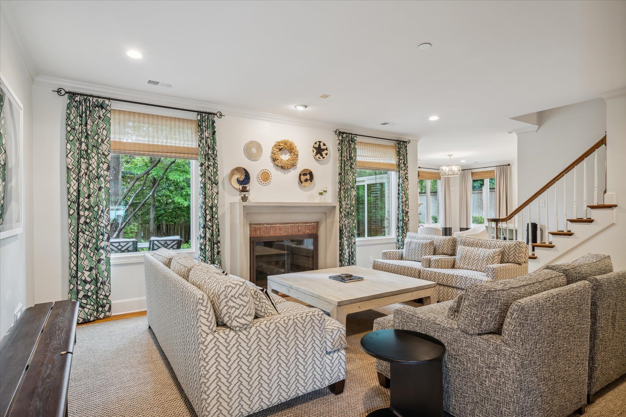 514 LINDSEYWOOD CV