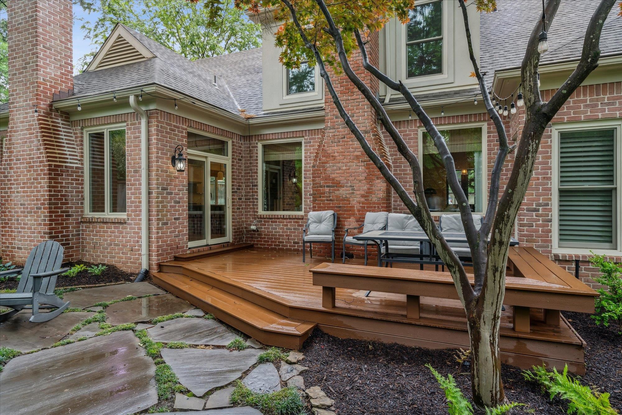 514 LINDSEYWOOD CV